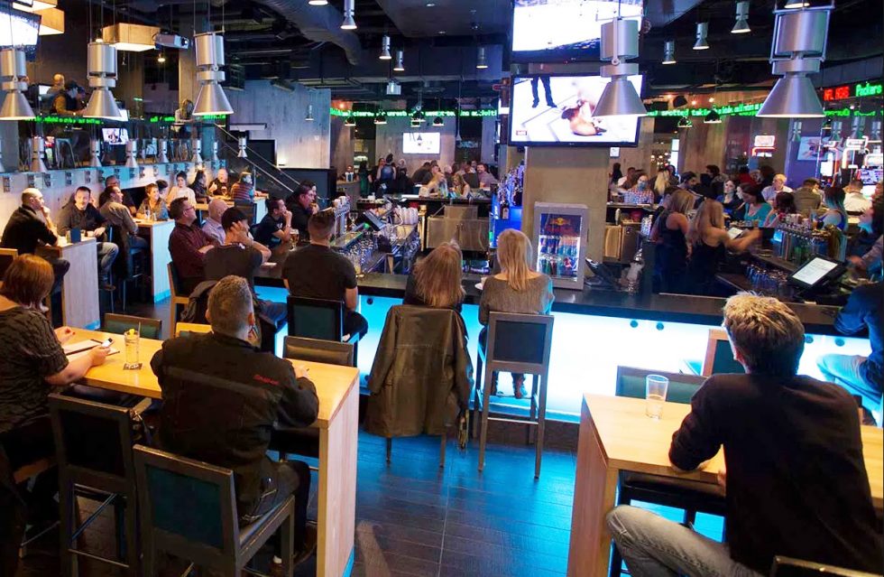 Shark Club Sports Bar Grill Cityplace Winnipeg